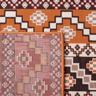 Red/Chocolate Synthetic 5' x 7' Easy Care Indoor/Outdoor Rug