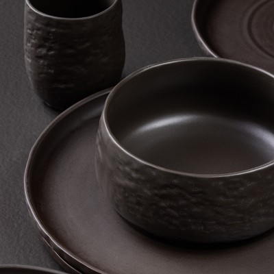 Black Ceramic 16-Piece Stoneware Dinnerware Set, Service for 8