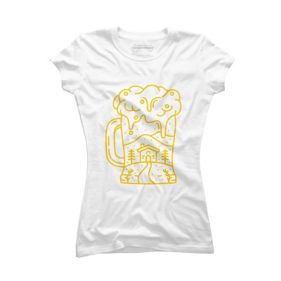 Junior's Design By Humans Christmas Beer By VEKTORKITA T-Shirt