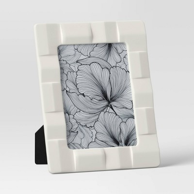4 X 6 Embossed Ceramic Frame White - Opalhouse™ : Target