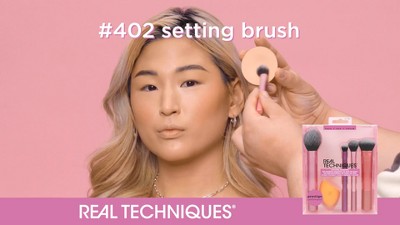 Real Techniques 5-Piece Synthetic Bristle Makeup Brush Set with Sponge