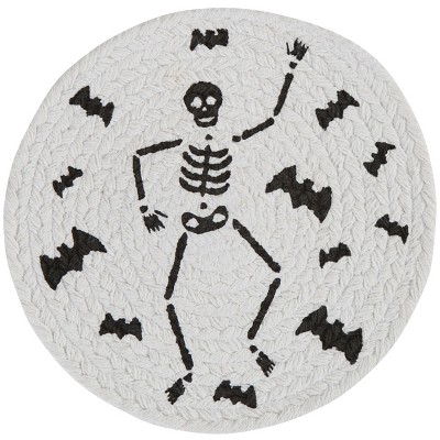 Split P Skeleton Round Trivet Set