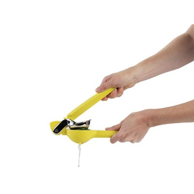 Bright Yellow Stainless Steel Citrus Juicer with Dual-Gear Mechanism