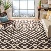 Dhurries DHU552 Hand Woven Flat Weave Indoor Rugs - Safavieh - 2 of 4