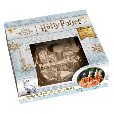 Harry Potter: Hogwarts in the Snow Cake Pan Set - by  Insight Editions (Hardcover)