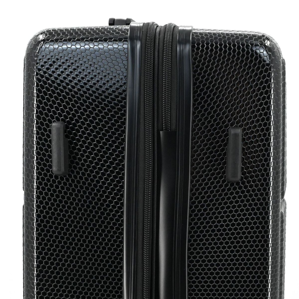 Isaac Mizrahi Aero 20" Lightweight Expandable Hardside Spinner Carry-On Luggage, 360° Wheels & Telescoping Handle - thumbnail 8