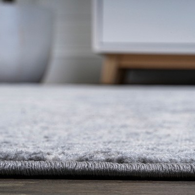 Modern Persian Fusion 8' x 10' Gray Synthetic Area Rug