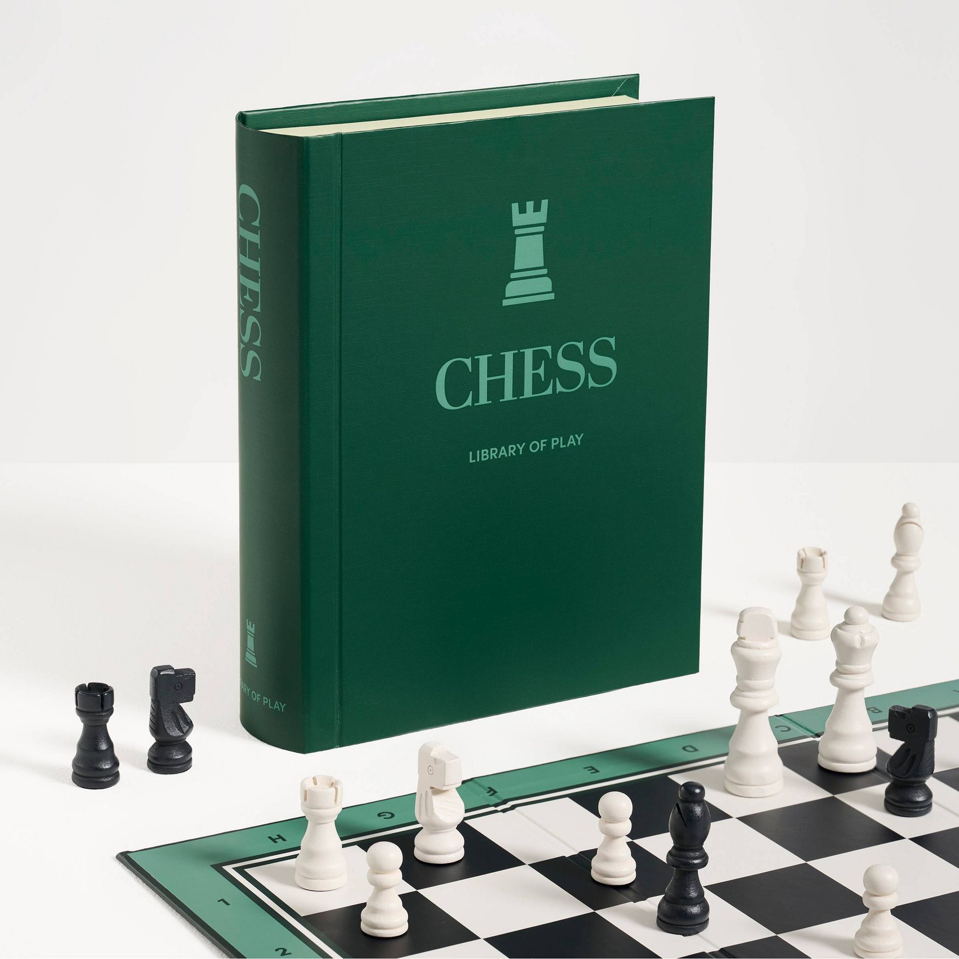 Library of Play : Chess