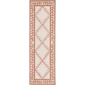 Easy Care EZC430 Hand Hooked Indoor Rug - Safavieh - 1 of 4
