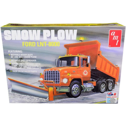 Skill 3 Model Kit Ford Lnt 8000 Snow Plow Truck 1 25 Scale Model By Amt Target