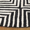 Ebony EBN150 Hand Tufted Indoor Rugs - Safavieh - 3 of 4