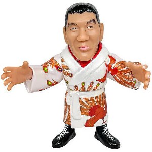 16 Directions - 16 Directions - 16D Coll Legend Masters 019 - Giant Baba Vinyl Figure Phoenix Version - 1 of 4