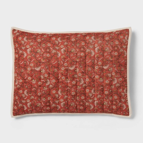 Threshold store pillow shams