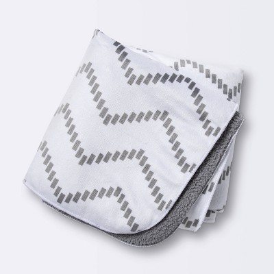 Image of Plush Velboa Baby Blanket - Cloud Island™ Chevron