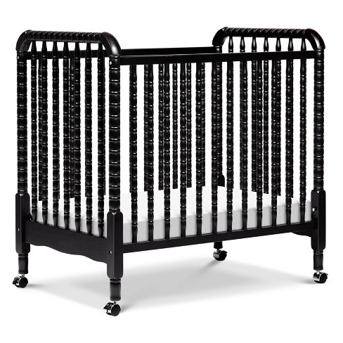 DaVinci Jenny Lind 3-in-1 Convertible Mini Crib - image 1 of 4