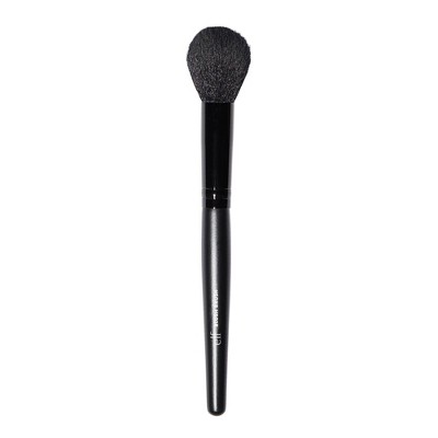 makeup blusher brush