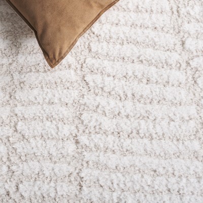 Ivory Abstract Shag 8' x 10' Wool Area Rug