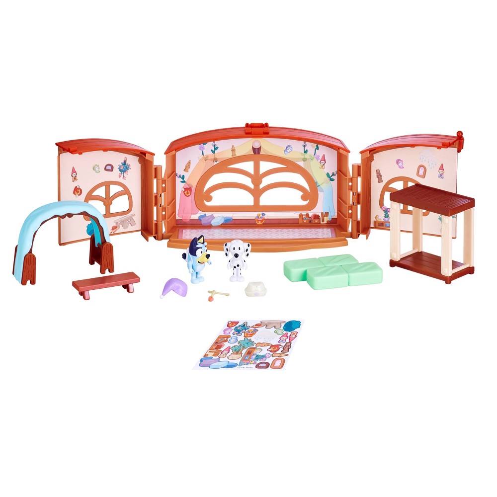 Photos - Doll Bluey School Friends Calypso's School Playset