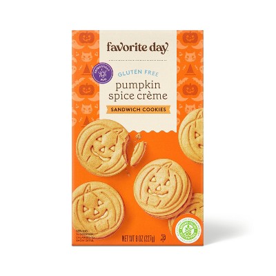 Fall Harvest Pumpkin Spice Crème Sandwich Cookies - 8oz - Favorite Day™