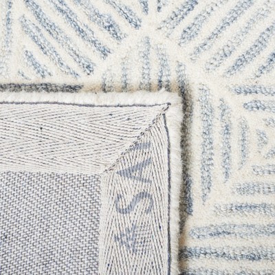 Gray 27" Handmade Wool Tufted Abstract Rug