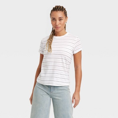 Women's Short Sleeve Pullover T-Shirt - Universal Thread™
