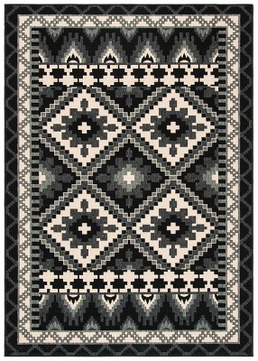 Veranda Black & Beige Boho Floral Indoor/Outdoor Easy-Care Rug - 4' x 5'7"