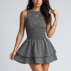 Vestido mini de cuadros sin mangas con falda de volantes para mujer