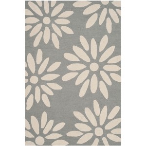 Safavieh Kids Daisy SFK914 Hand Tufted Indoor Rugs - Safavieh - 1 of 4