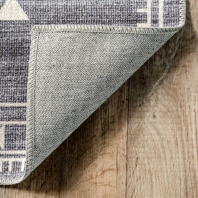 Gray Southwestern 8' x 10' Machine Washable Area Rug