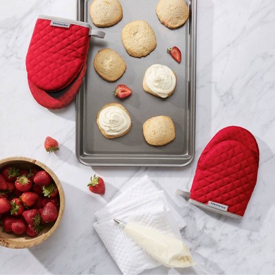 Fire Red Cotton and Silicone Mini Oven Mitts, 2-Pack