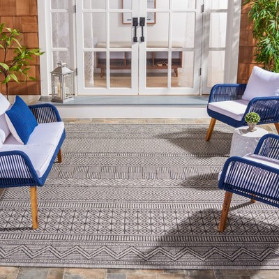 Safavieh Black and Grey Geometric Square Indoor/Outdoor Rug
