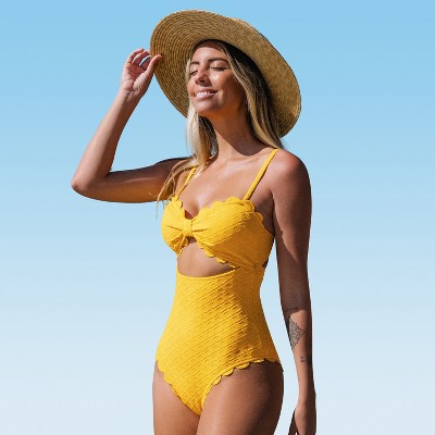 Women's Cutout Scallop Trim One Piece Swimsuit -Cupshe-Medium-Yellow