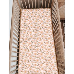 günamüna® Baby Crib Sheet - Beauty - 1 of 2