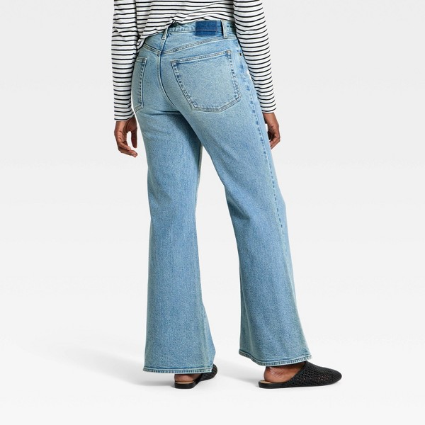 Jeans acampanados de tiro alto estilo 70s para mujer - Universal Thread™ 5