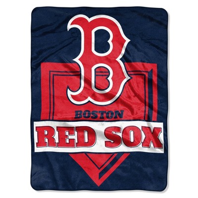 MLB Boston Red Sox Mickey Mouse Throw Blanket and Pillow