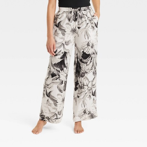 Women's Cotton Blend Pajama Pants - Stars Above™ Black/White/Floral L