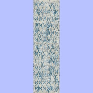 Quartz 27039 Ivory/Blue 2.2X7.7 Runner - 1 of 3
