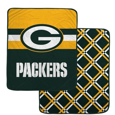 NFL Green Bay Packers Center Logo Half Stripe Diamond Faux Shearling Blanket