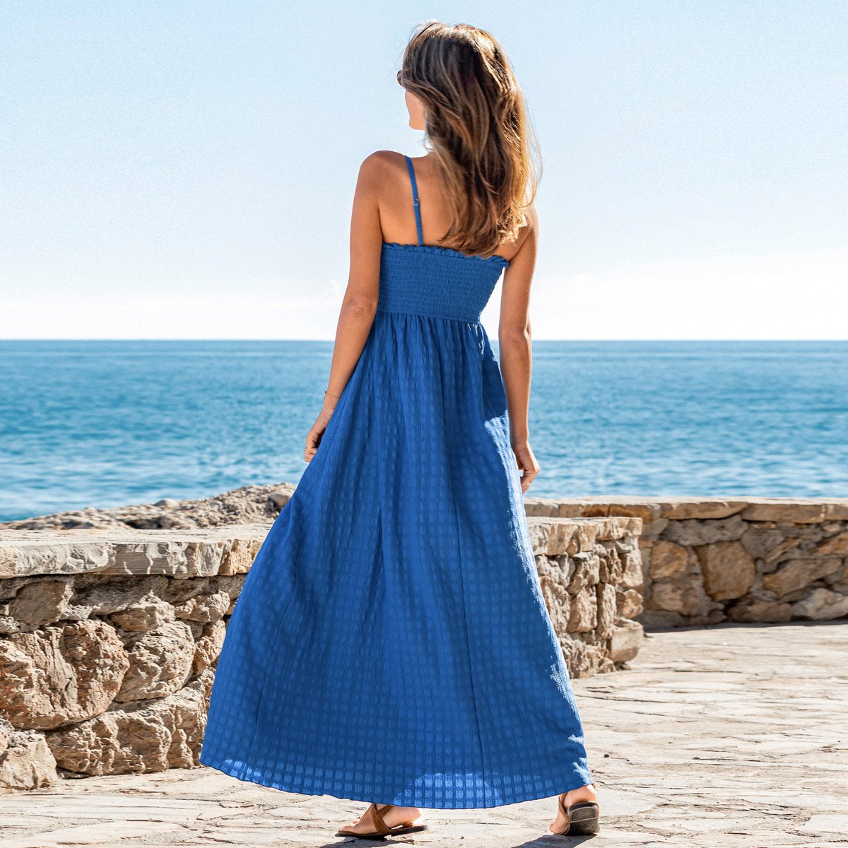 Женские платья Cupshe Women's Alluring Blue Smocked Maxi Dress-S-Blue — фото 3
