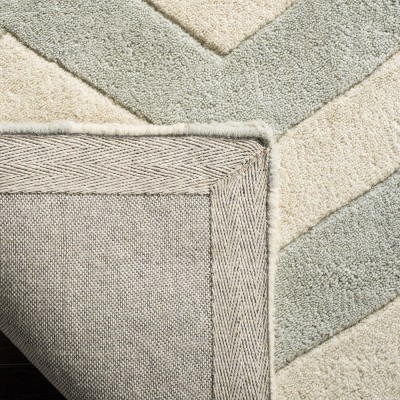 Handmade Ivory and Grey Wool Tufted Runner Rug