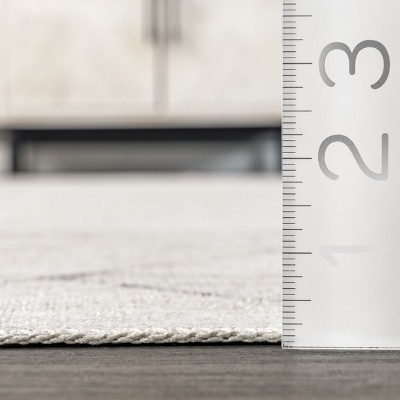 Gray Geometric 8' x 10' Washable Synthetic Area Rug
