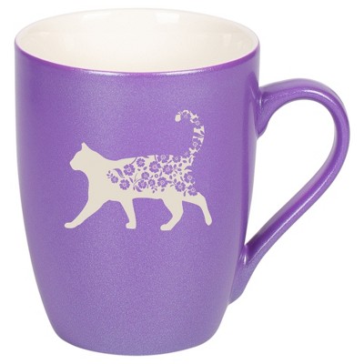 Elanze Designs Cat and Flowers 10 Ounce Ceramic Laser-Etched Engraved Drinkware Mug, Metallic Passion Purple