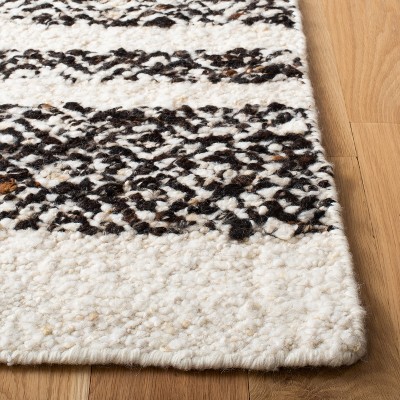 Natura Black and Ivory Handwoven Wool Cotton Area Rug