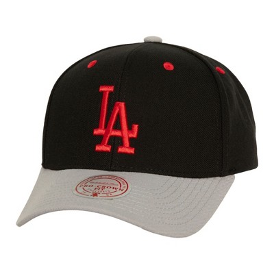 Mitchell & Ness MLB Bred Pro Snapback Hat