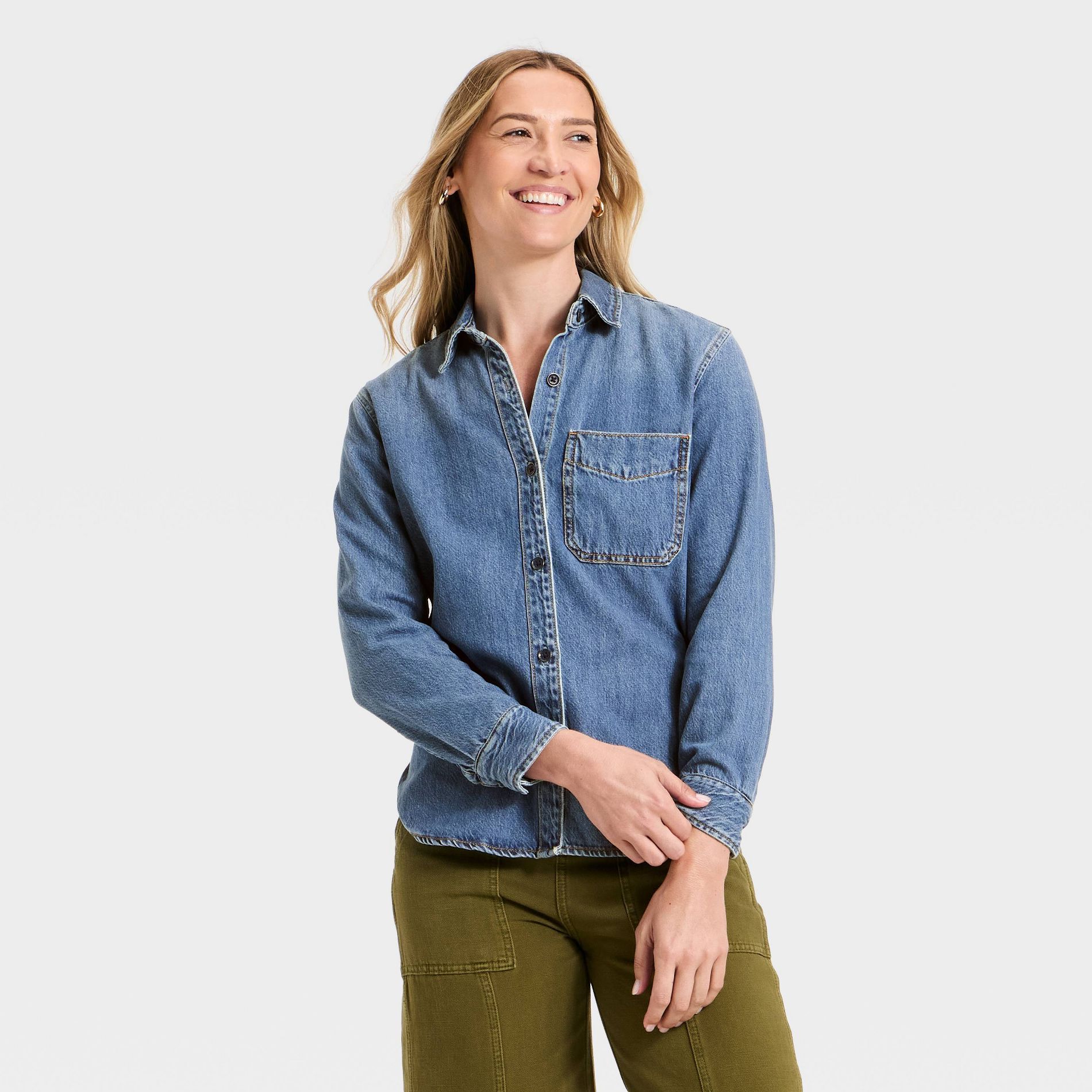Women's Relaxed Denim Shirt - Universal Thread™ Medium Wash