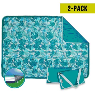 folding beach blanket