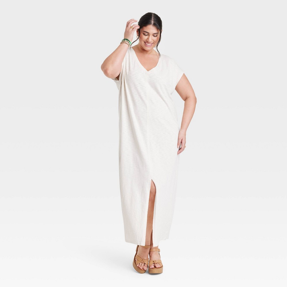 Women's Short Sleeve V-Neck Knit Shirtdress - Universal Thread™ Cream 4X