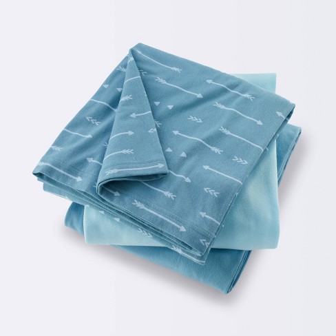 Blue crib online blanket