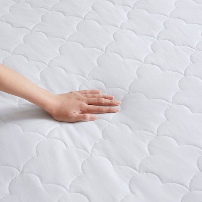 Luxurious King-Size All-Cotton Percale Quilted Mattress Pad, White