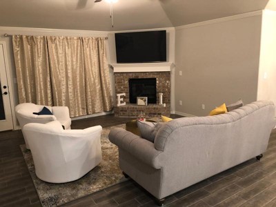Guest review image 1 of 2, zoom in